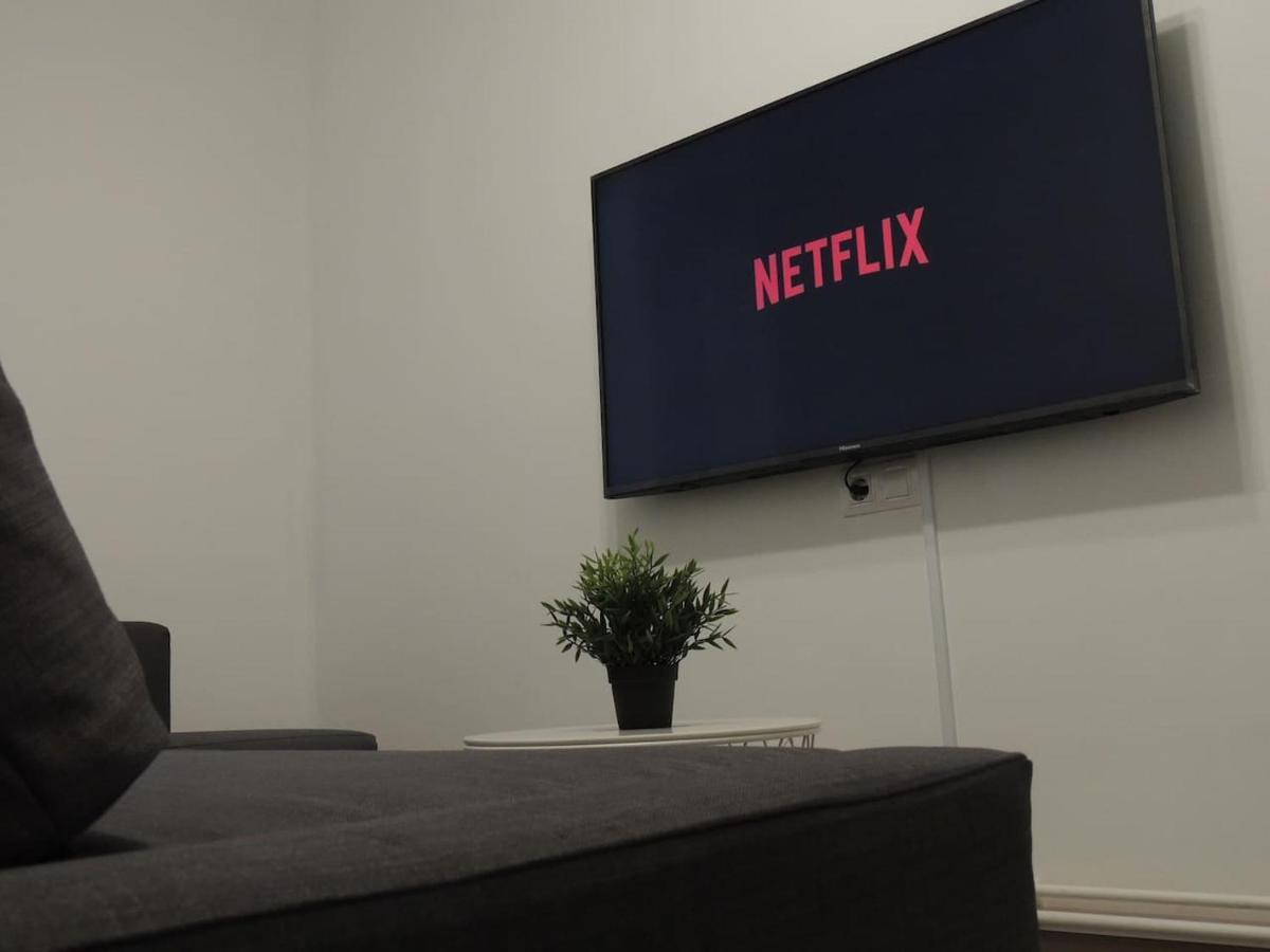 Precioso Piso En Oviedo, Parking, Wifi Y Netflix By Delabra Apartments المظهر الخارجي الصورة